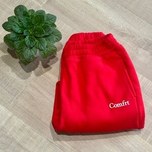 Comfrt Cloud Crimson Sweatpants NWT size M
